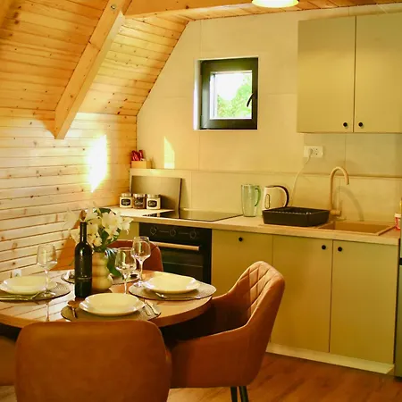 Trebizat Oasis 別荘 *