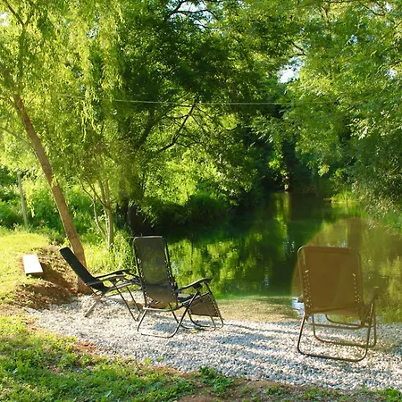 Trebizat Oasis